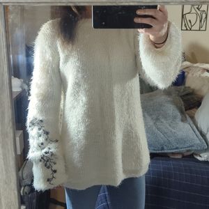 Sweater - woven heart large white sweater